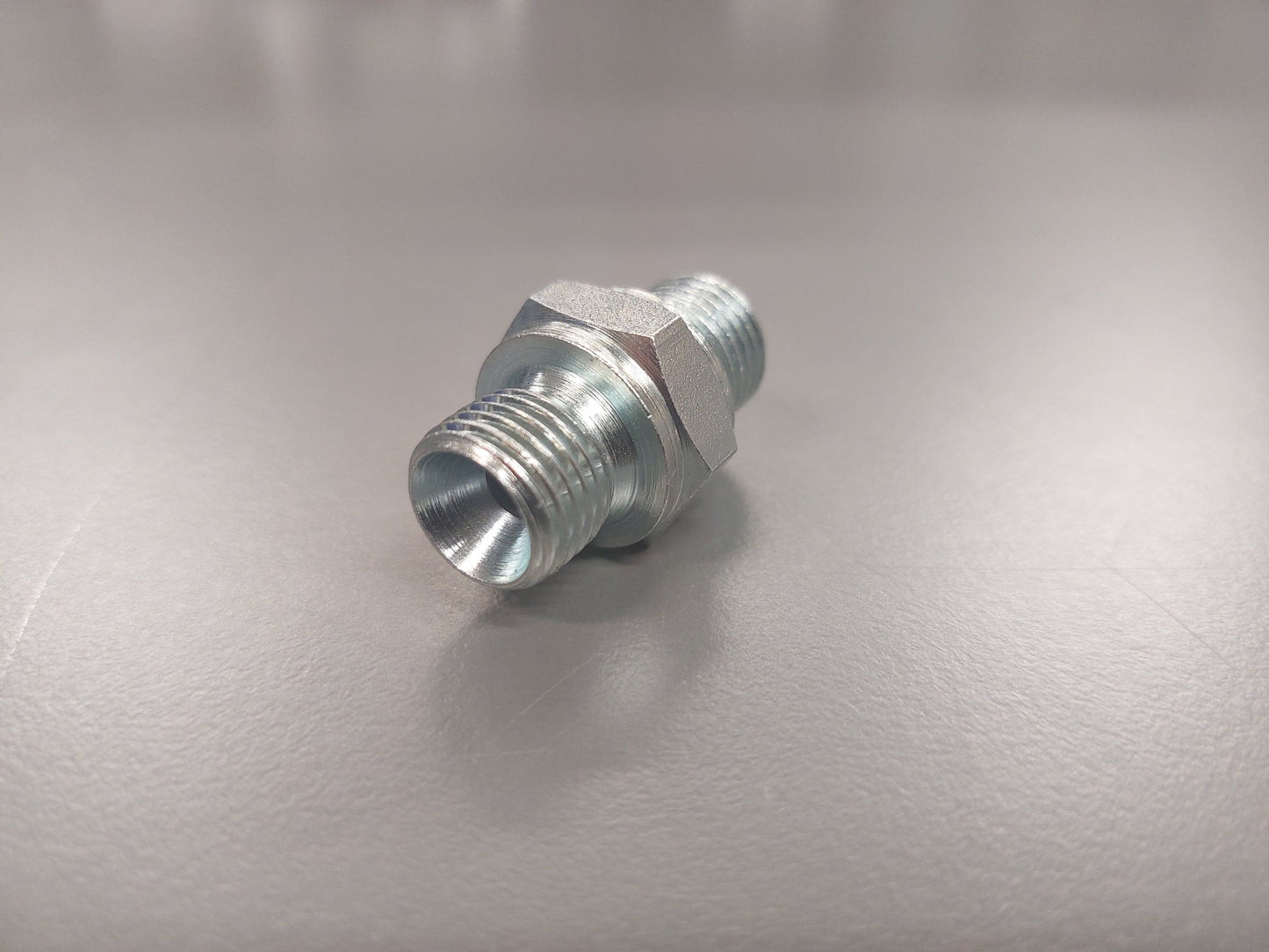 kaksoisnippa 1/4" bsp (R)