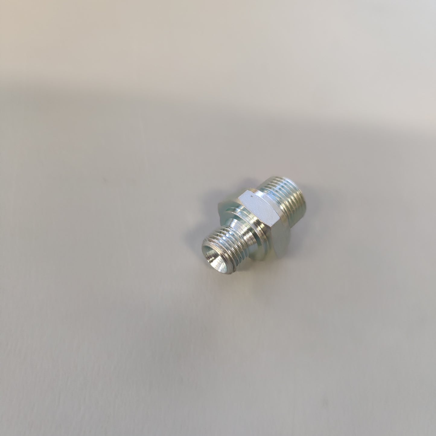 Kaksoisnippa 1/4"-3/8" bsp (R)