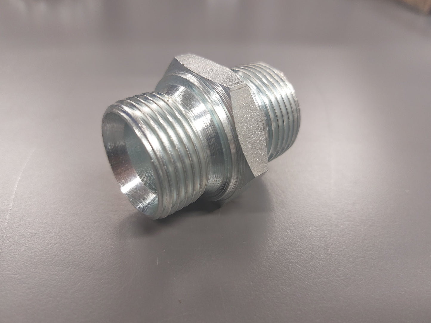 kaksoisnippa 1" (R)